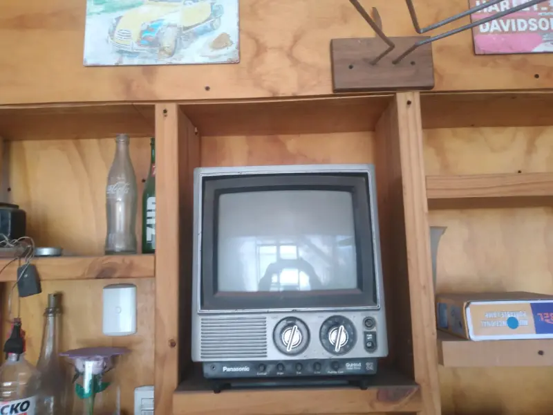 Televisor vintage Panasonic Quintrix CRT - 1