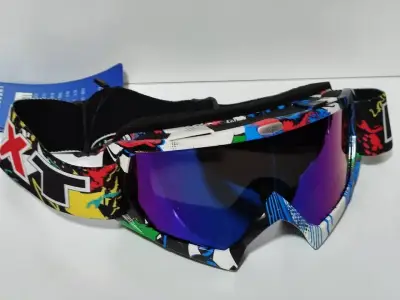 Gafas de motocross con diseño colorido - miniatura 1