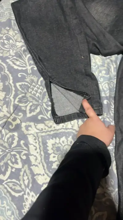 Jeans negros para mujer en buen estado - miniatura 2