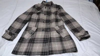 Abrigo de lana a cuadros para mujer - miniatura 1