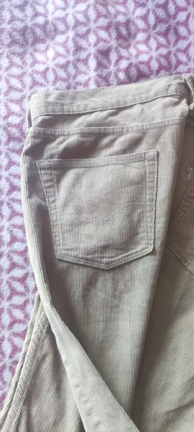 Pantalones de pana Levi's beige 514 - miniatura 2