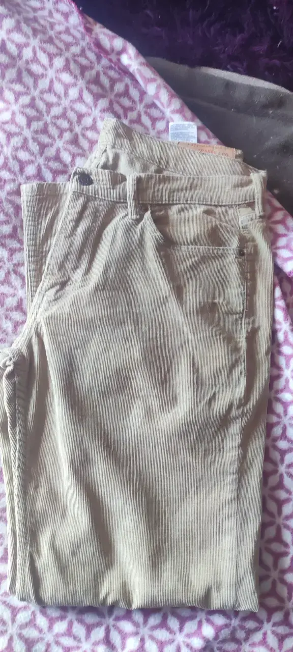Pantalones de pana Levi's beige 514 - 4