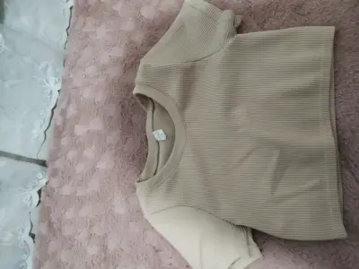 Polera beige de algodón para mujer - miniatura 1