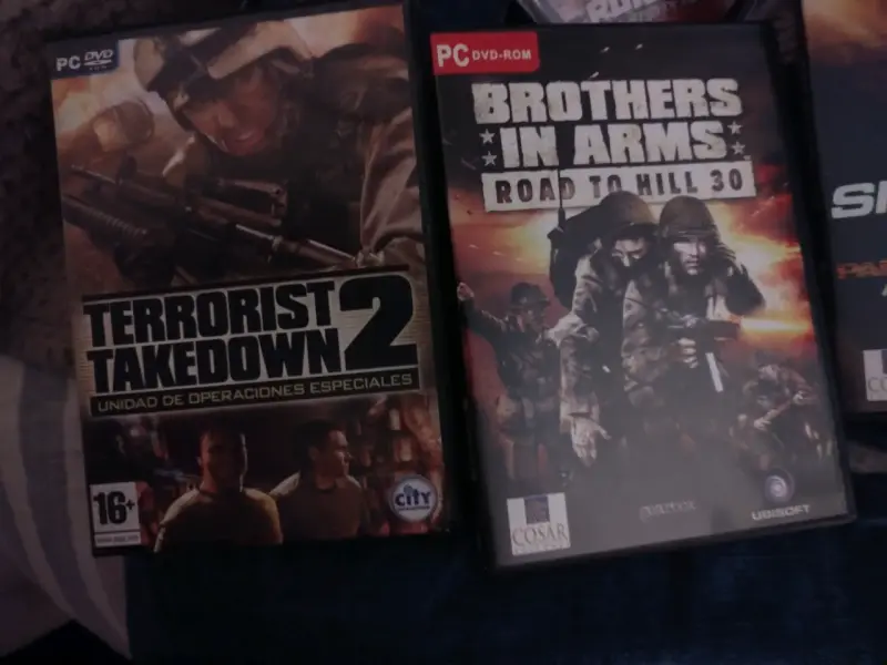 Colección de videojuegos para PC en buen estado - 4