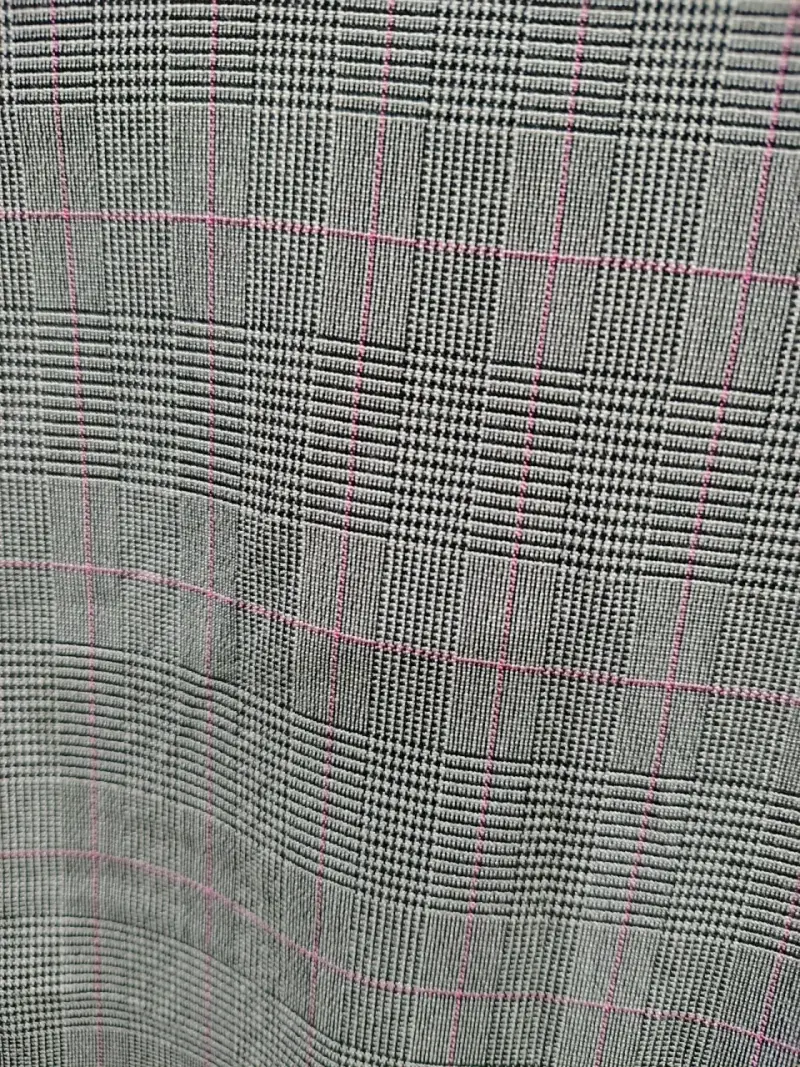 Blazer de mujer a cuadros. - 2