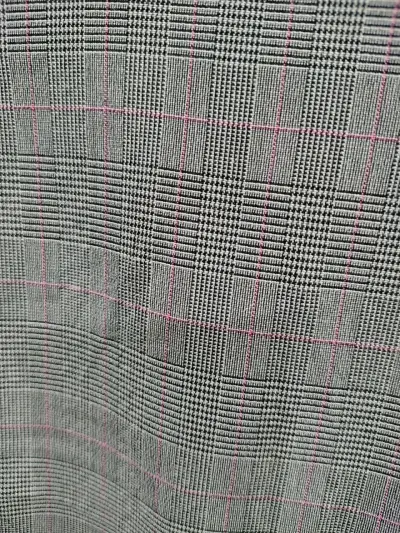 Blazer de mujer a cuadros. - miniatura 2