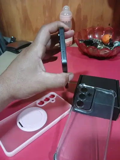 Samsung Galaxy s24 FE - miniatura 2