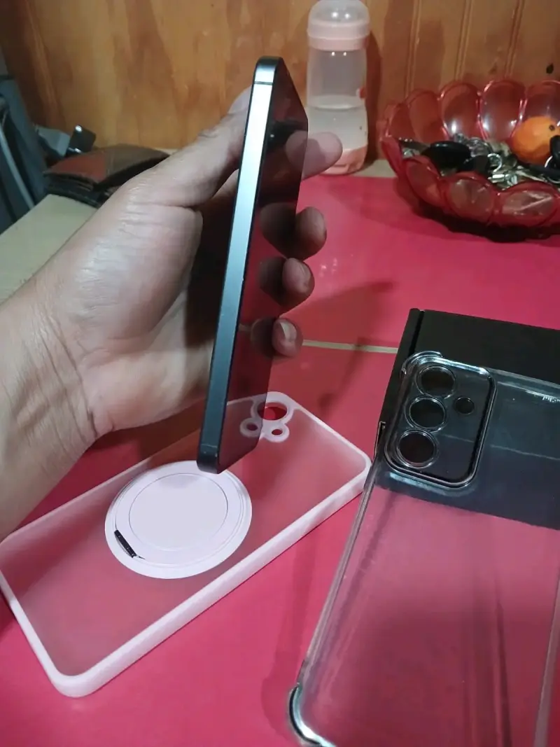 Samsung Galaxy s24 FE - 6