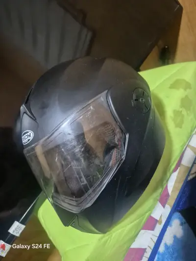 Casco de moto negro con visor Tech - miniatura 1
