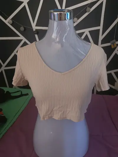 Crop top beige de canalé - miniatura 1