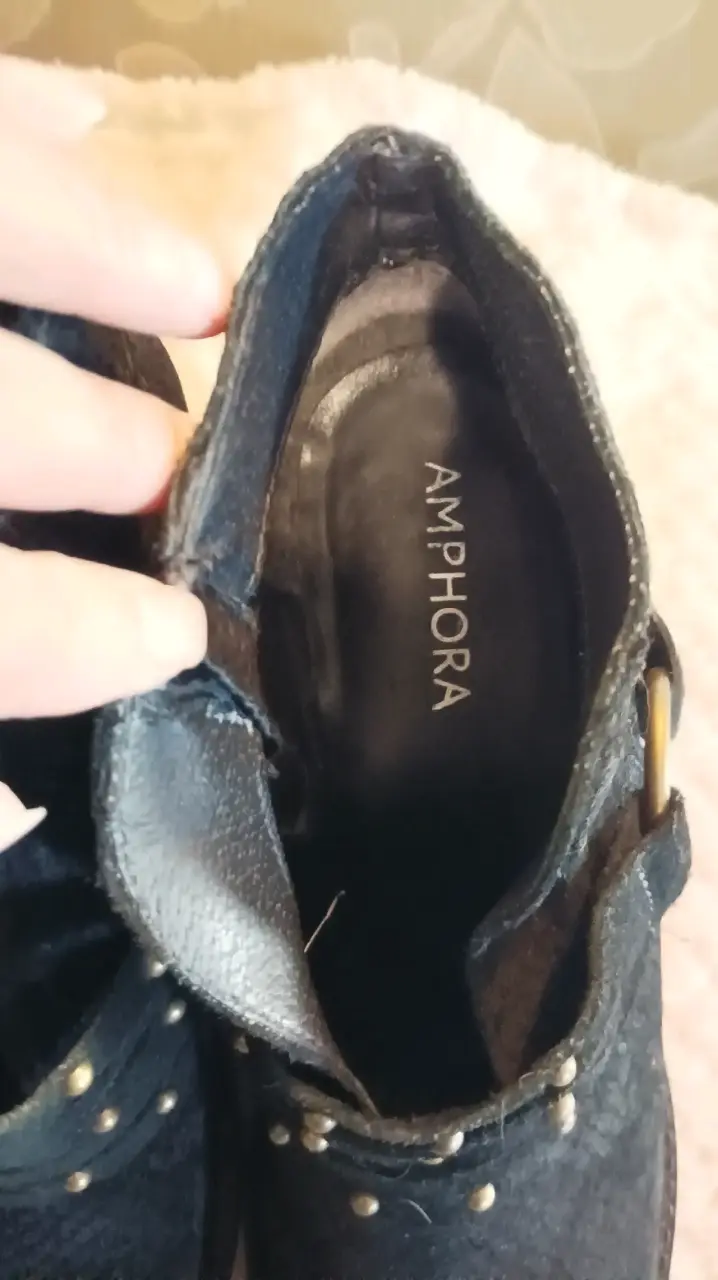 Botines negros de cuero con hebilla - 4