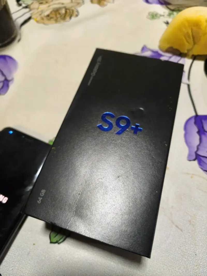 Smartphone s9+ - 2