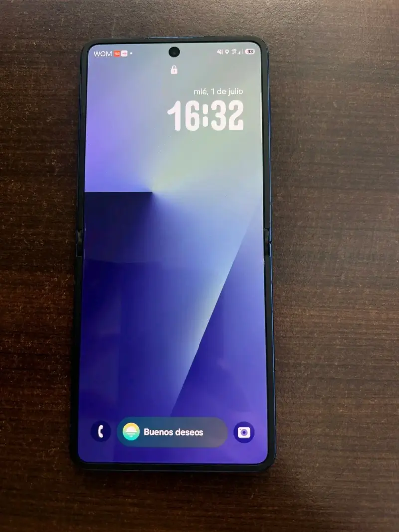 Samsung Galaxy Z Flip 7 - 2