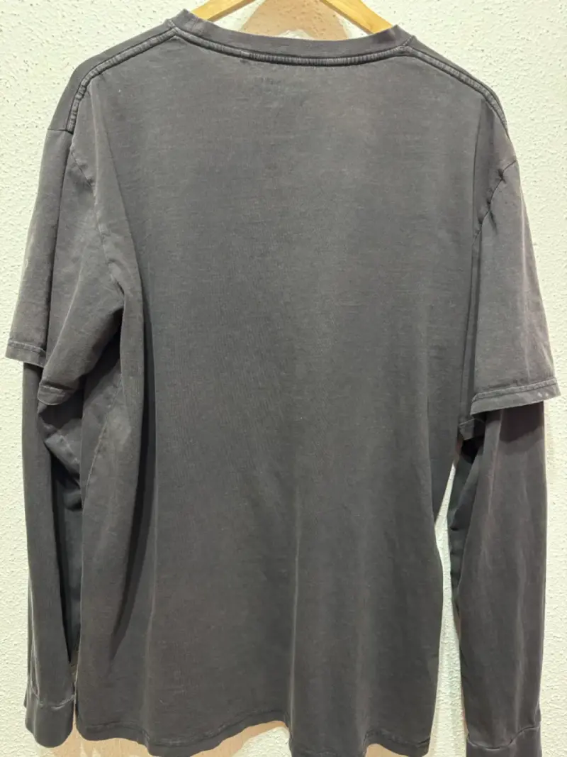 Polera manga larga gris 'Live Forever' - 2