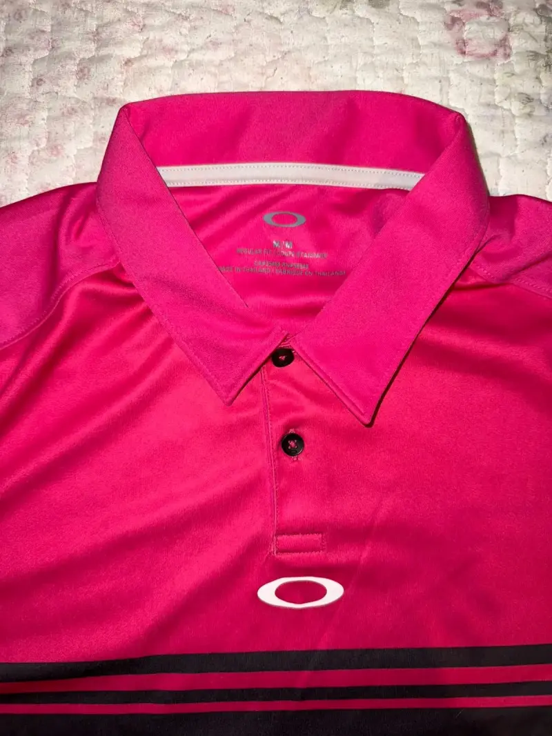 Polera deportiva Oakley multicolor para hombre - 2