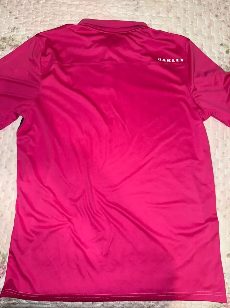 Polera deportiva Oakley multicolor para hombre - 3