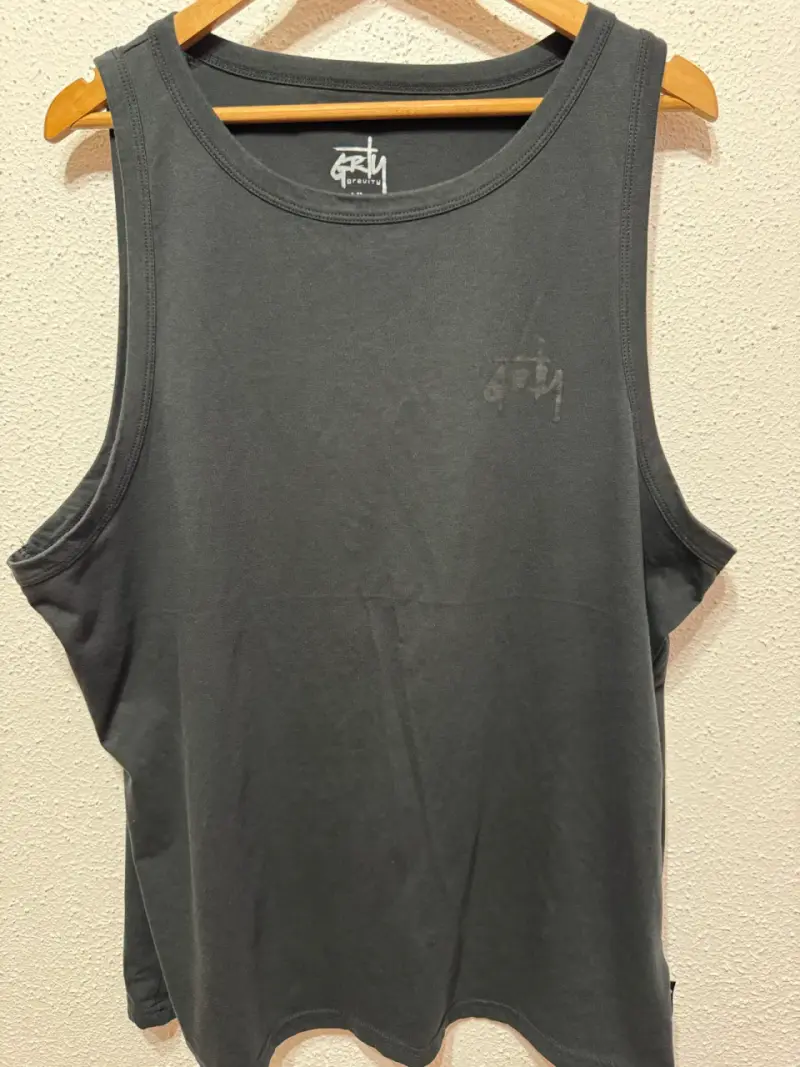 3 Poleras  sin mangas gris para hombre - 5