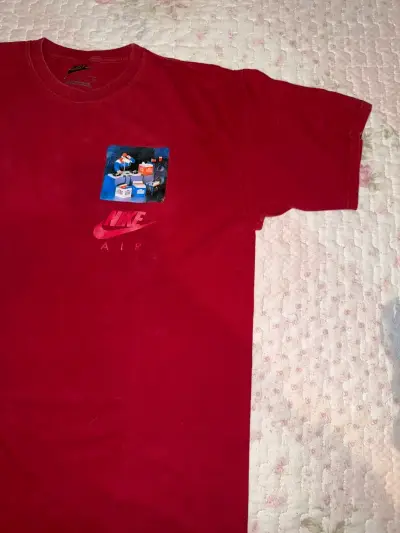 Polera Nike Air roja con estampado - miniatura 2