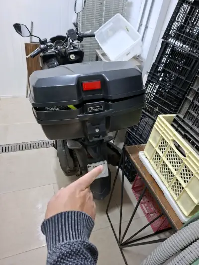 Moto Scooter 150cc - miniatura 2