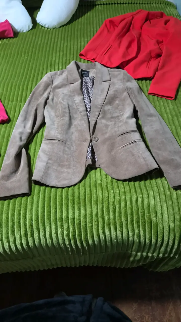 Blazer gris oscuro para mujer, rojo y cafe - 3