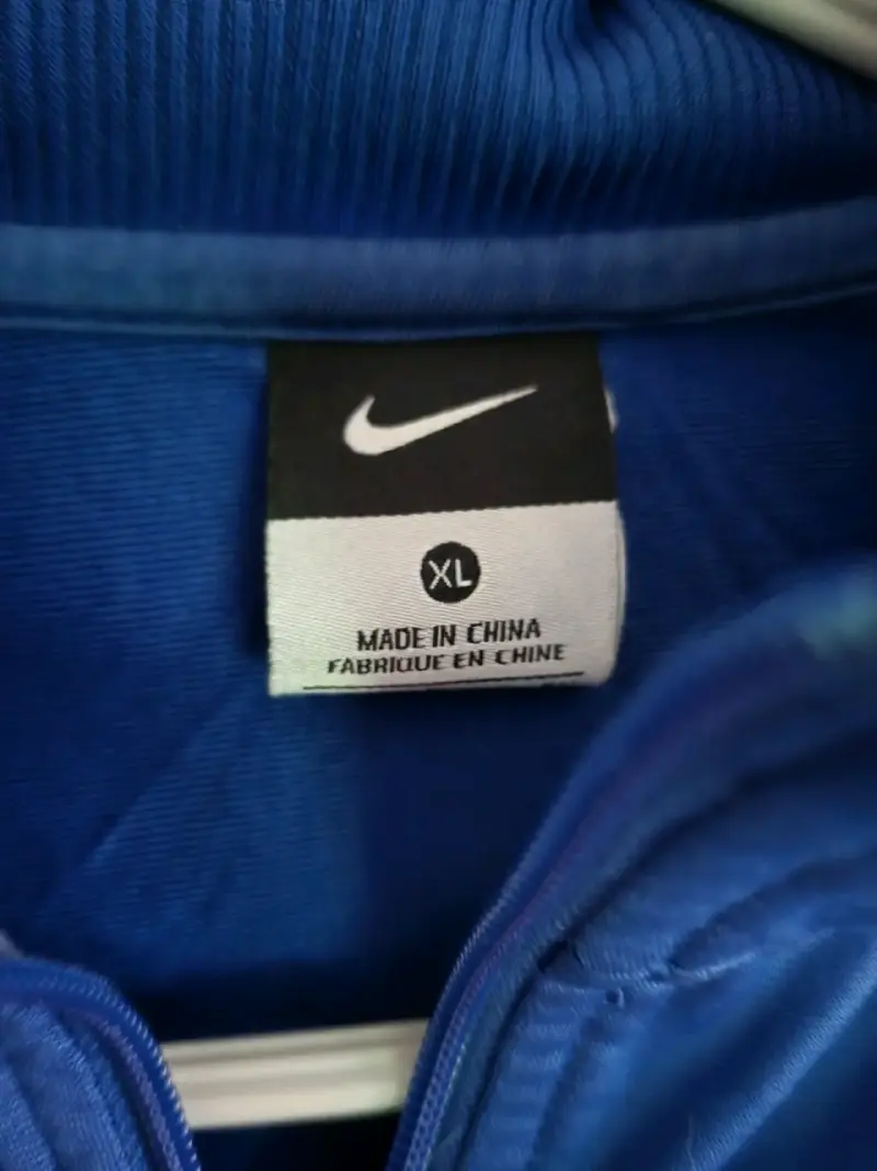 Chaqueta deportiva Nike azul con cierre - 3