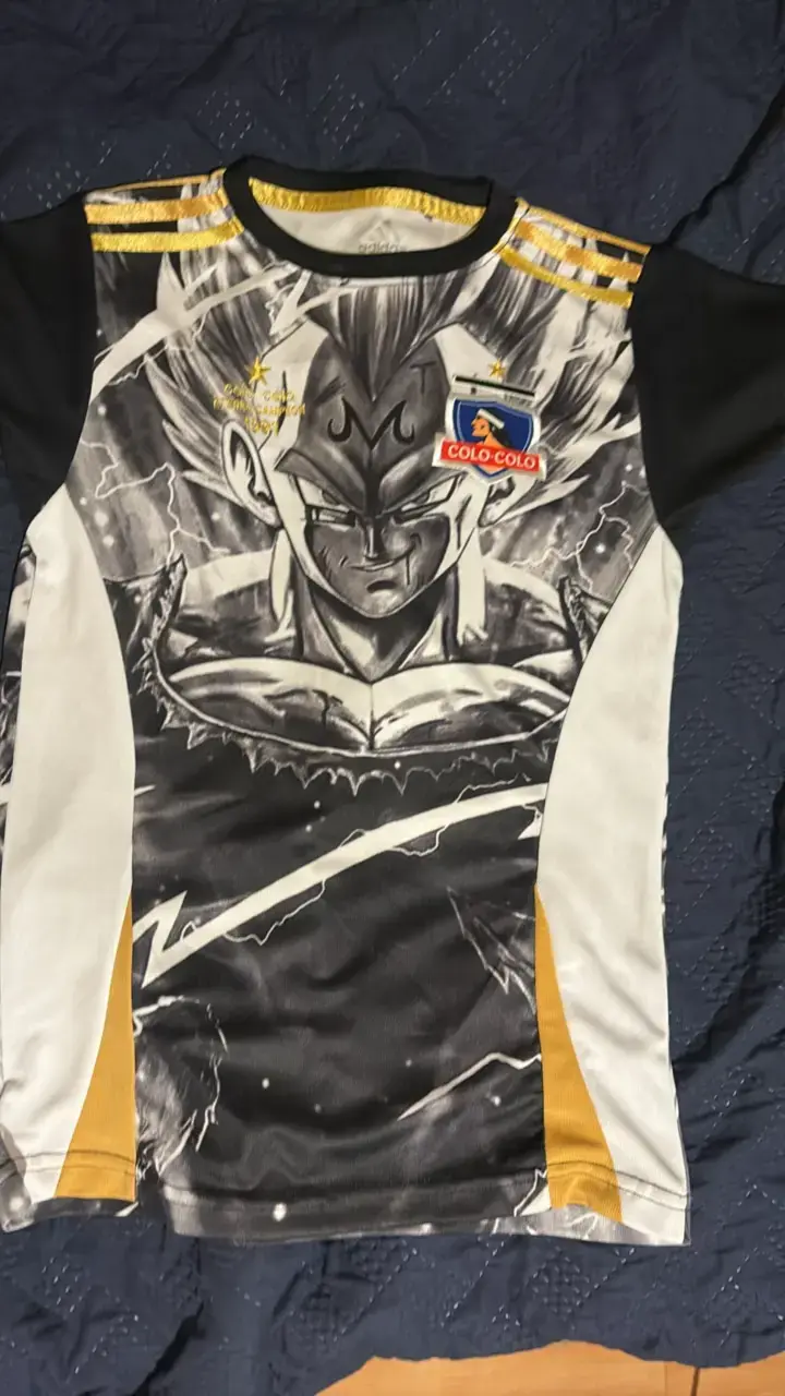 Polera Colo-Colo Dragon Ball edición  talla 10