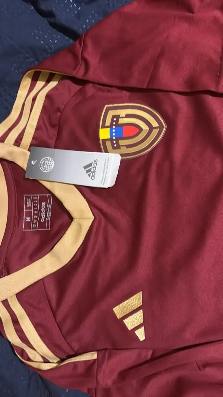 Camiseta Venezuela con etiqueta - 2