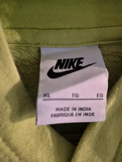 Polerón Nike verde con capucha - miniatura 2