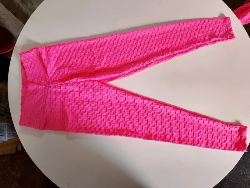 Leggings deportivos rosados texturizados - 1