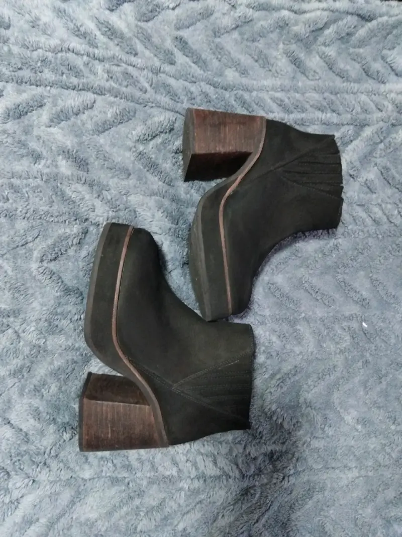 Botas de tela bordadas en azul - 12