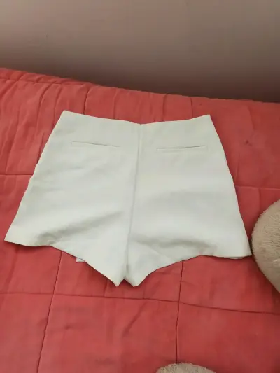 Falda pantalón blanca elegante - miniatura 2