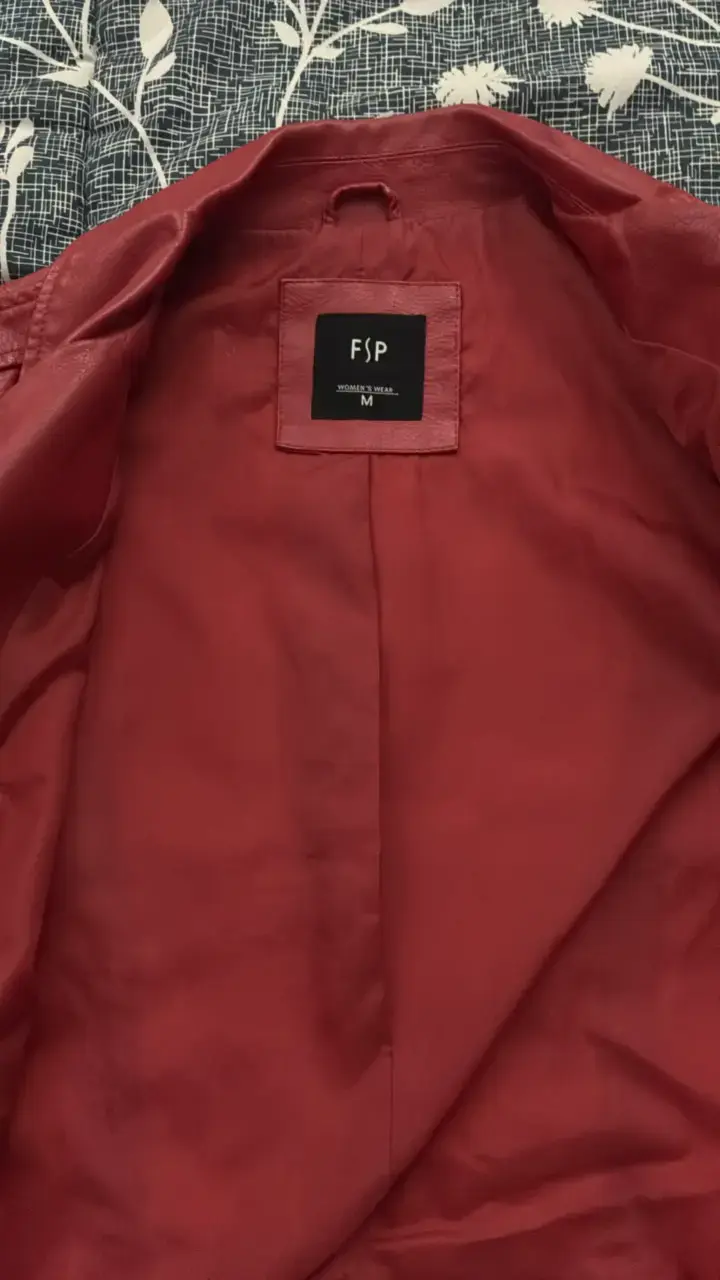 Chaqueta de cuero sintético roja FSP - 2