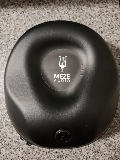 VENDO AUDÍFONOS MEZE 99 CLASSICS + FIIO KA11 - miniatura 1
