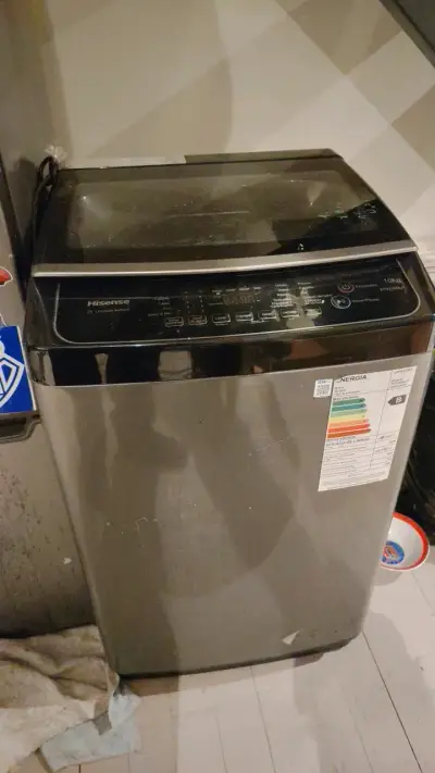 Lavadora Hisense 10kg eficiente y moderna - miniatura 1