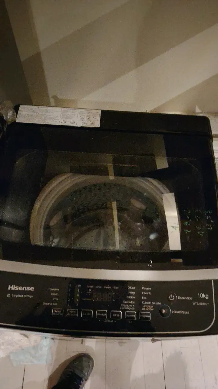 Lavadora Hisense 10kg eficiente y moderna - 4