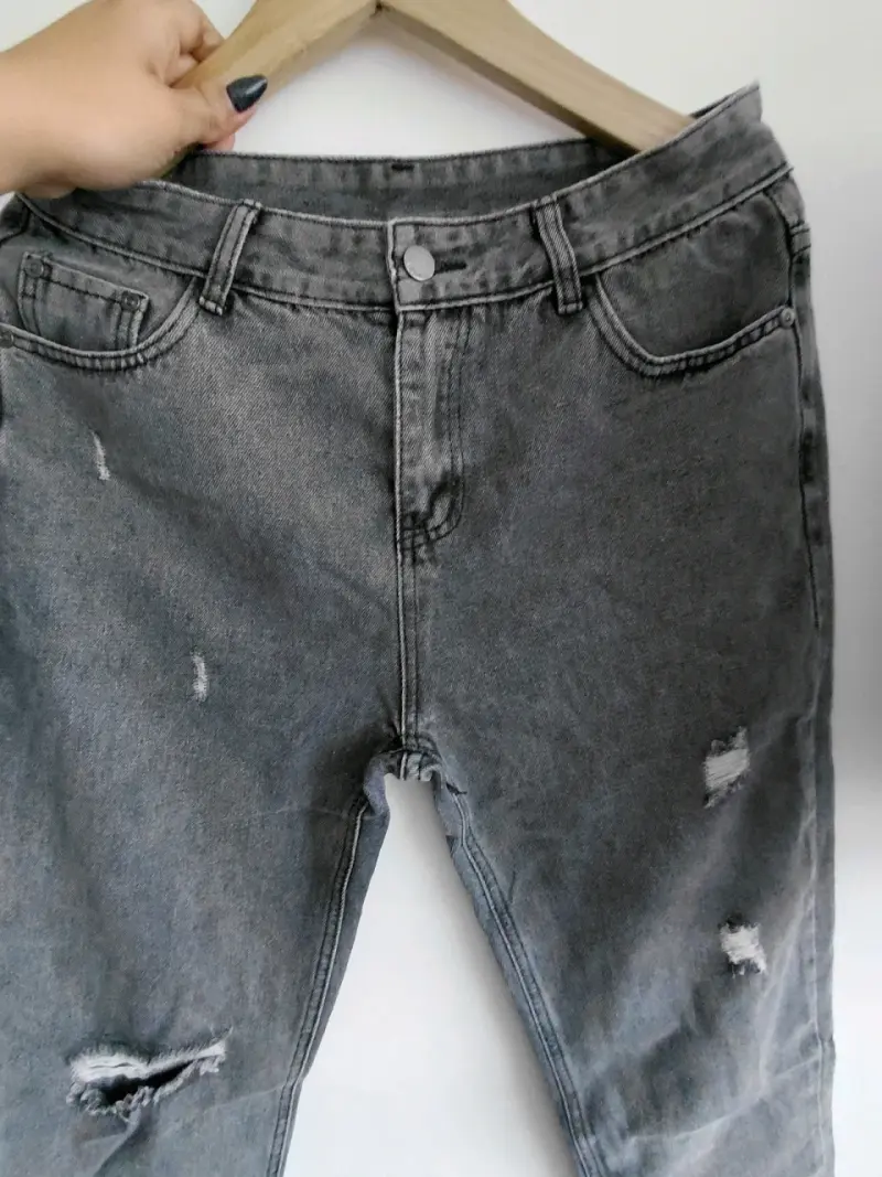Jeans grises desgastados para mujer - 1