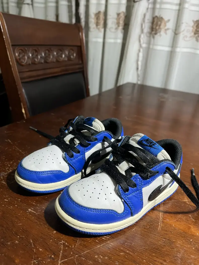 Zapatillas deportivas infantiles azul y blanco - 3