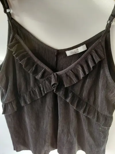 Blusa sin mangas A. Laniz con volantes - miniatura 1