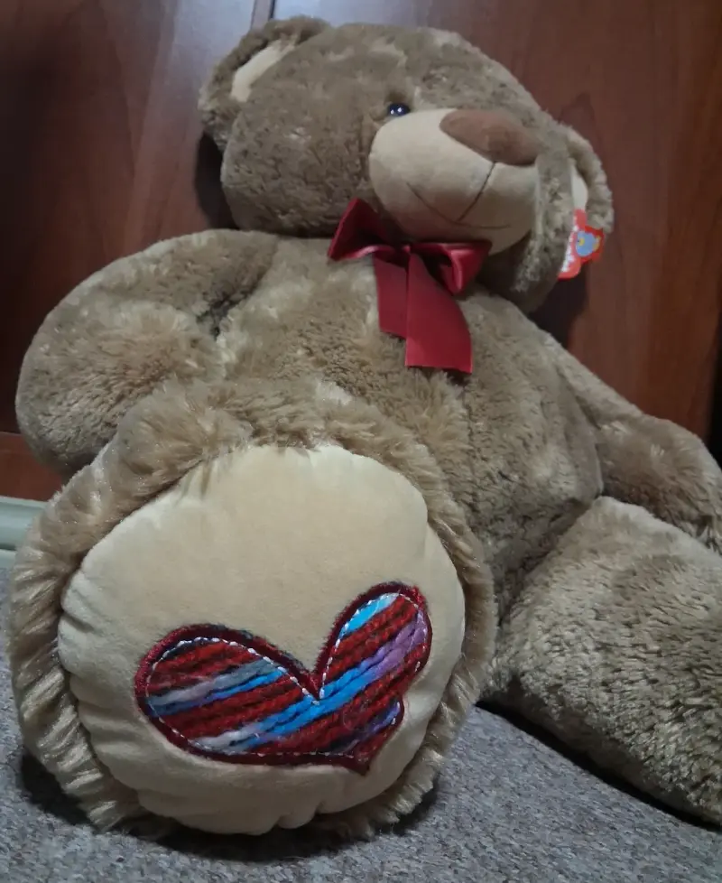 Oso de peluche gigante marrón con lazo rojo - 3