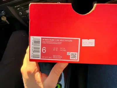 Zapatillas deportivas Nike Dunk Low negras y moradas - miniatura 5