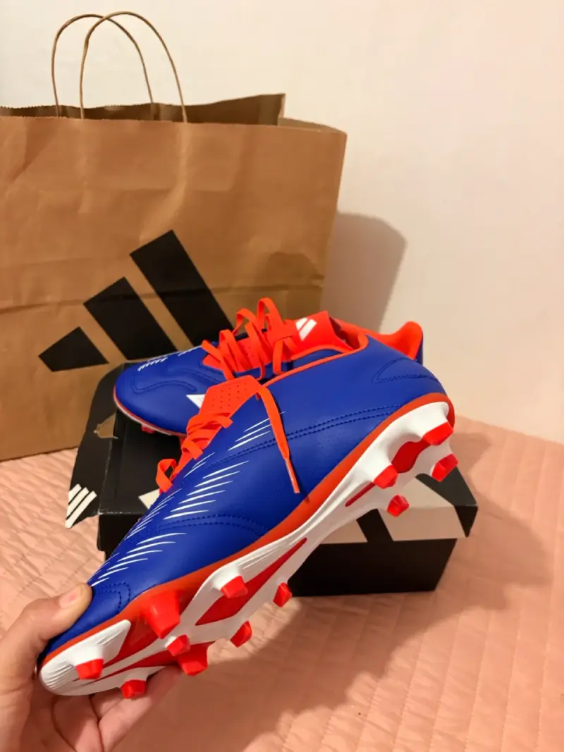 Zapatillas de fútbol Adidas Predator azul y rojo - 3
