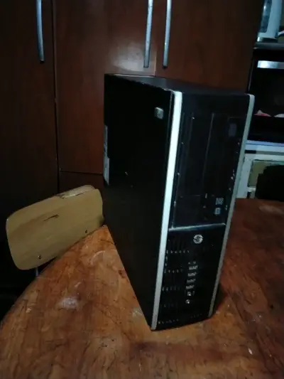 Hp compact élite 8300 - miniatura 1
