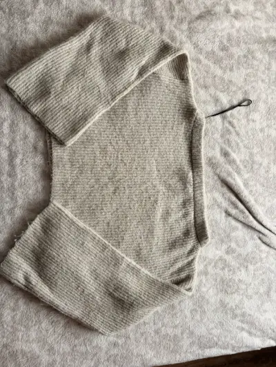 Suéter H&M - miniatura 1