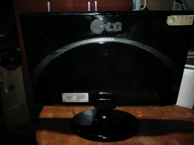 Monitor LG 24 pulgadas 75Hz - miniatura 2