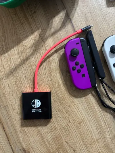 Nintendo Switch OLED con juegos y accesorios - miniatura 3