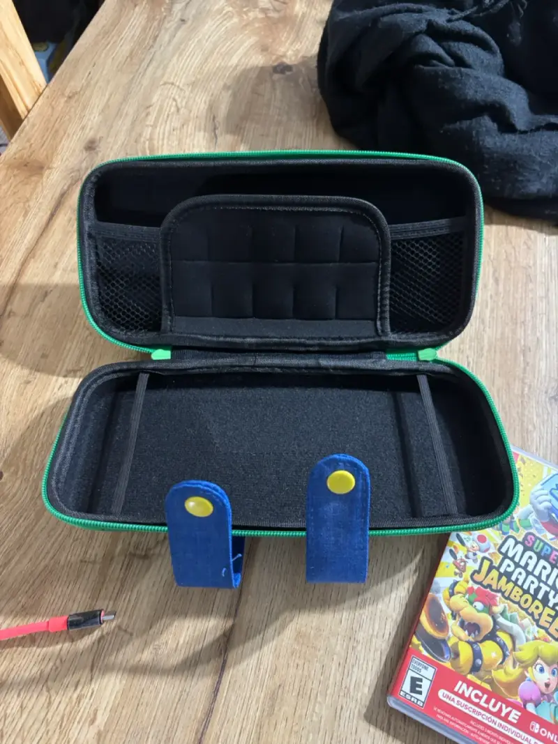Nintendo Switch OLED con juegos y accesorios - 4