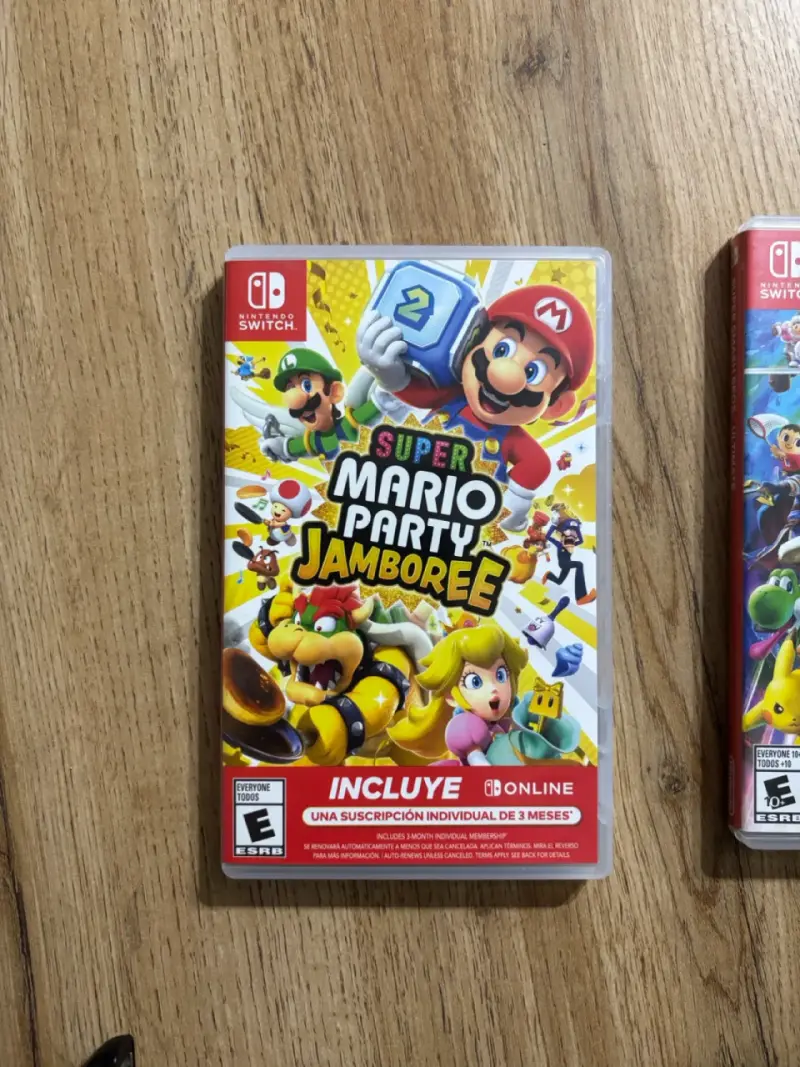 Nintendo Switch OLED con juegos y accesorios - 5