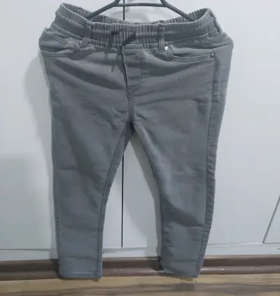 Pantalones grises elásticos para niños - miniatura 1