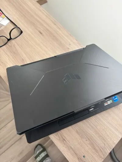 Laptop ASUS TUF Gaming F15 15.6'' - miniatura 2
