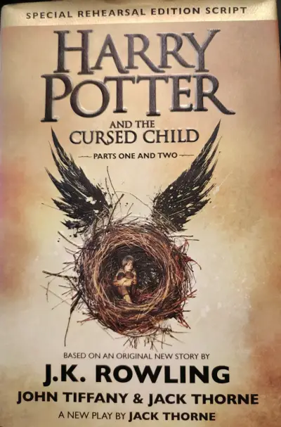 Libro Harry Potter and the Cursed Child - miniatura 1